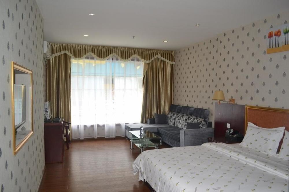 Cai Yue Hotel Шънджън Екстериор снимка
